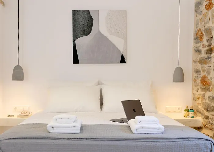 Naxos Boutique Suites